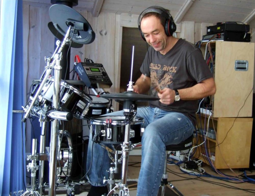 Steve plays the drums, 2010